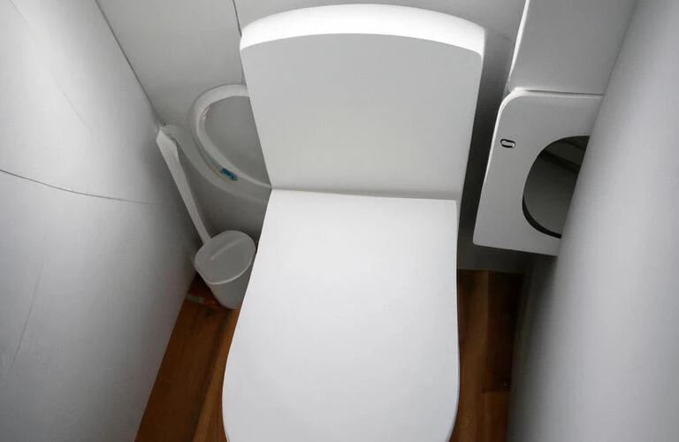 革新的トイレリフォームで新しい快適空間を実現！