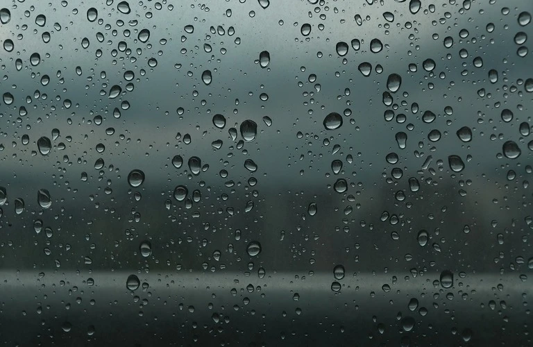 ついに香川県多度津町も梅雨入り！築10年以上の方は注意！