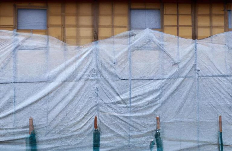 地震対策を強化し、安心の住まいを；多度津町の外壁保護で火災保険もカバー